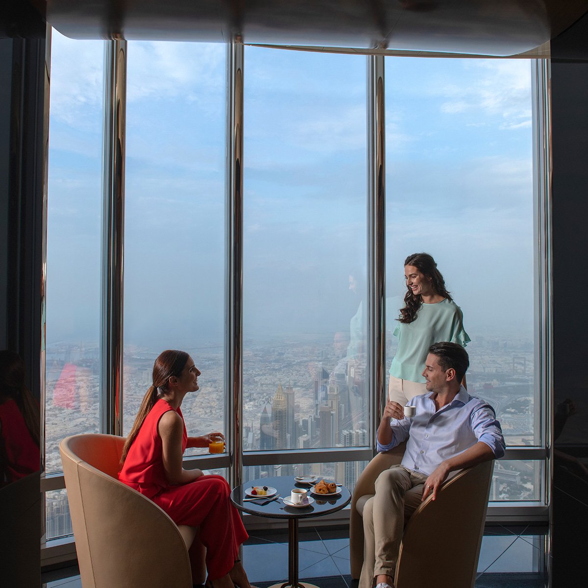 Combo : Burj Khalifa At the Top with Coffee + View at The Palm Tickets