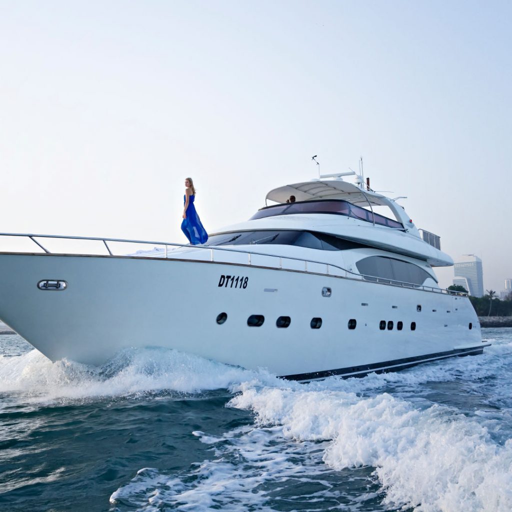 Dubai Marina Shared Yacht Tour