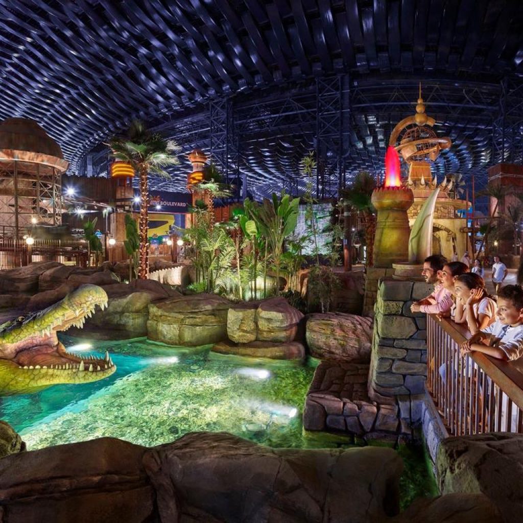 IMG World + Free Aya Universe Admission Tickets
