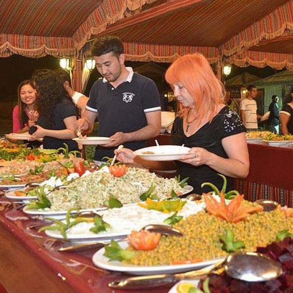 Dhow cruise dinner creek