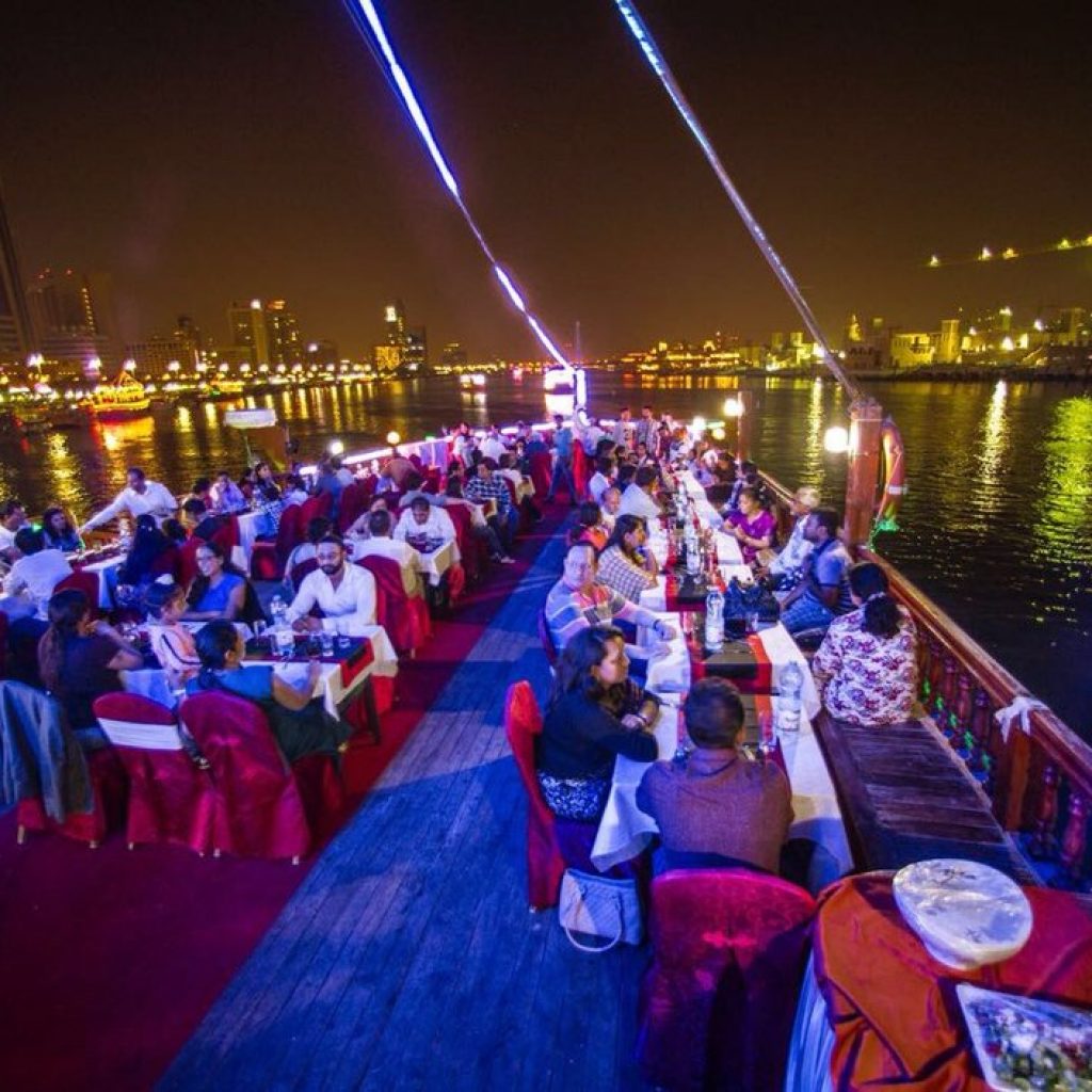 Dhow cruise dinner creek