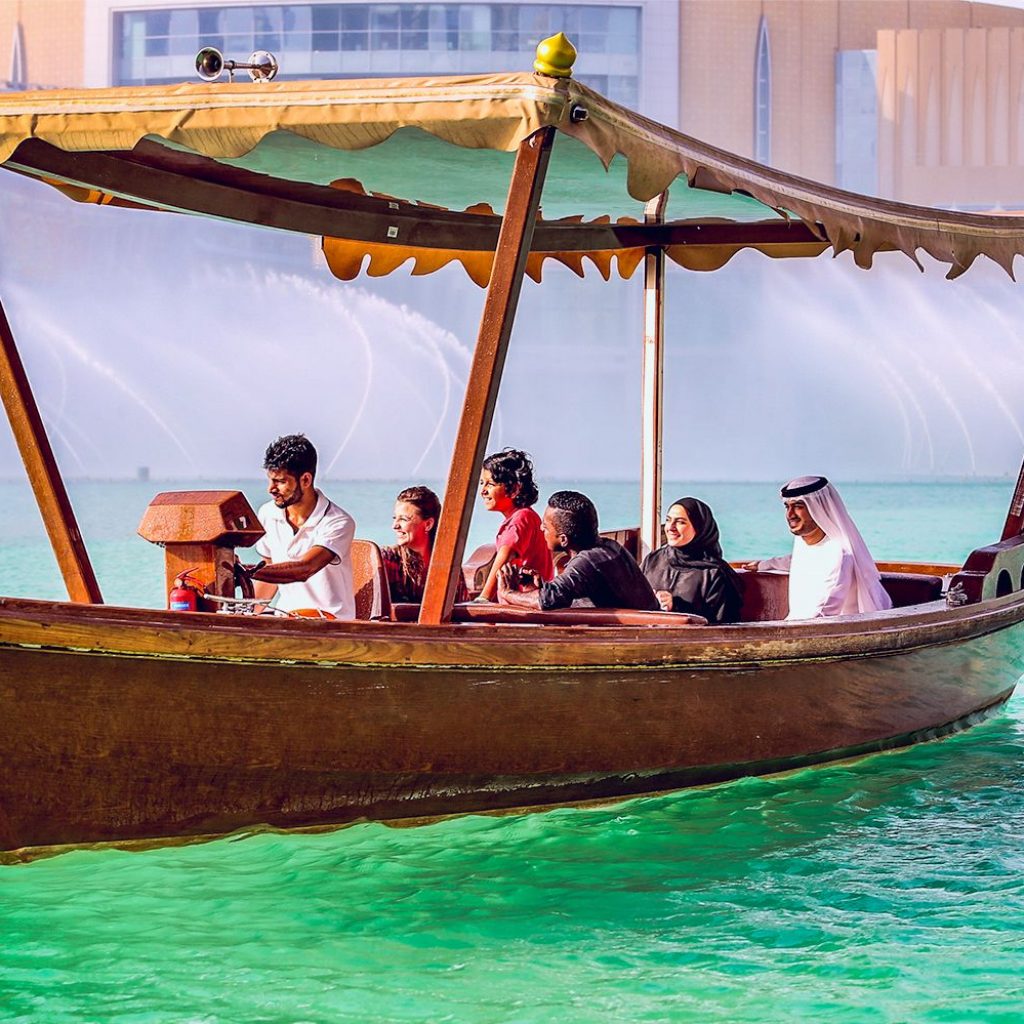 Dubai Fountain Show & Abra Lake Ride Tickets