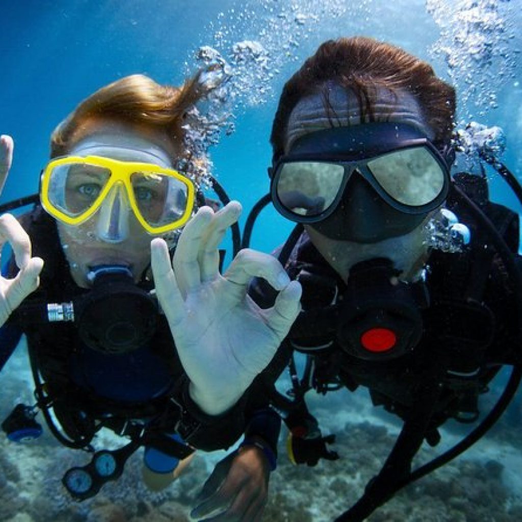 Deep Dive Dubai – Discover Scuba Diving