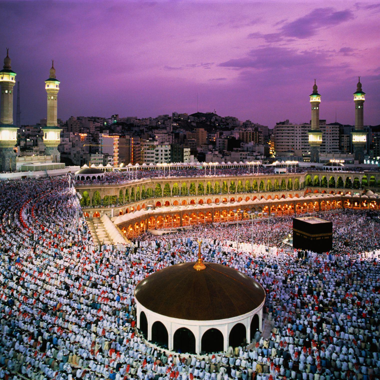 Deluxe Umrah 15/14 Days
