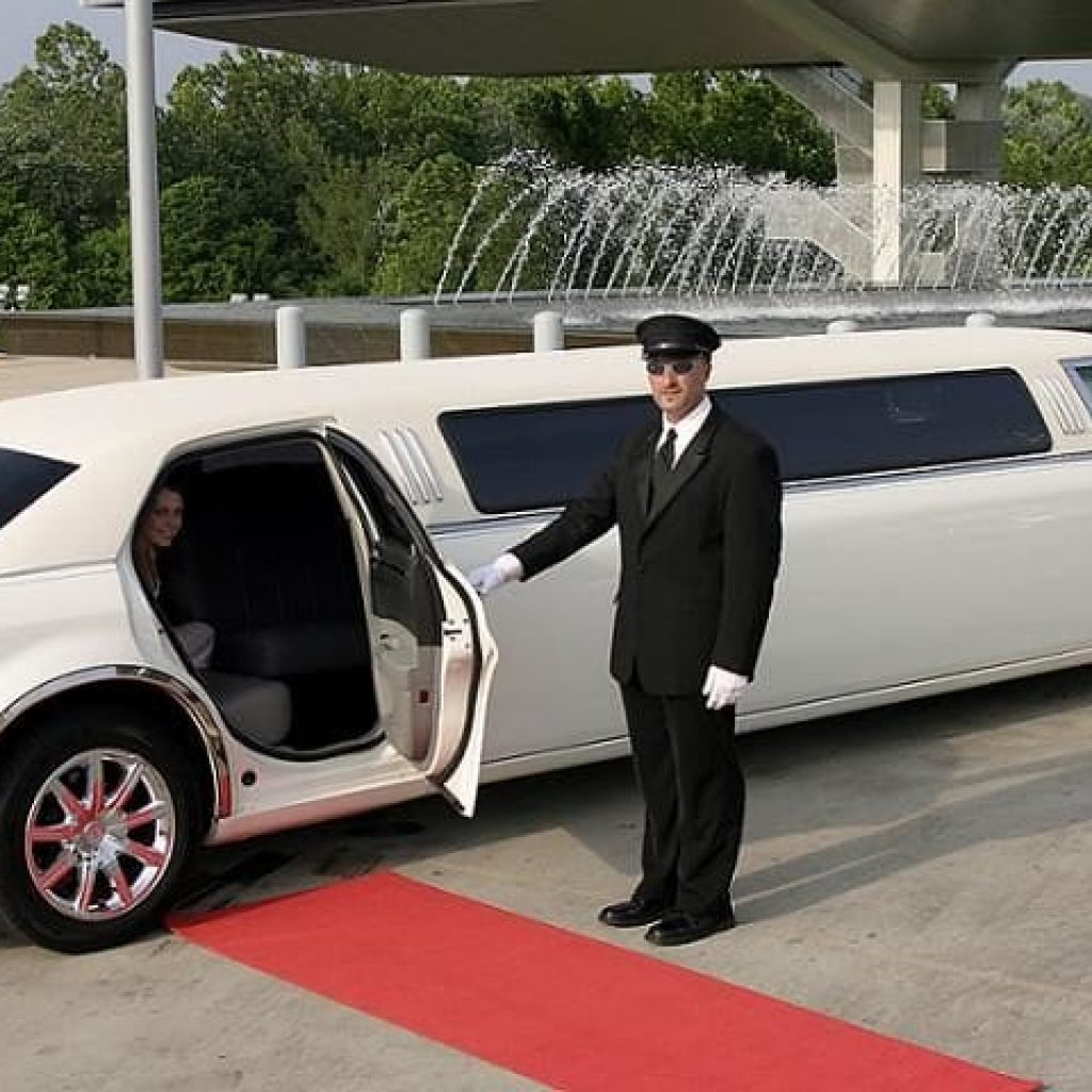 Infinity Limousine Ride Dubai