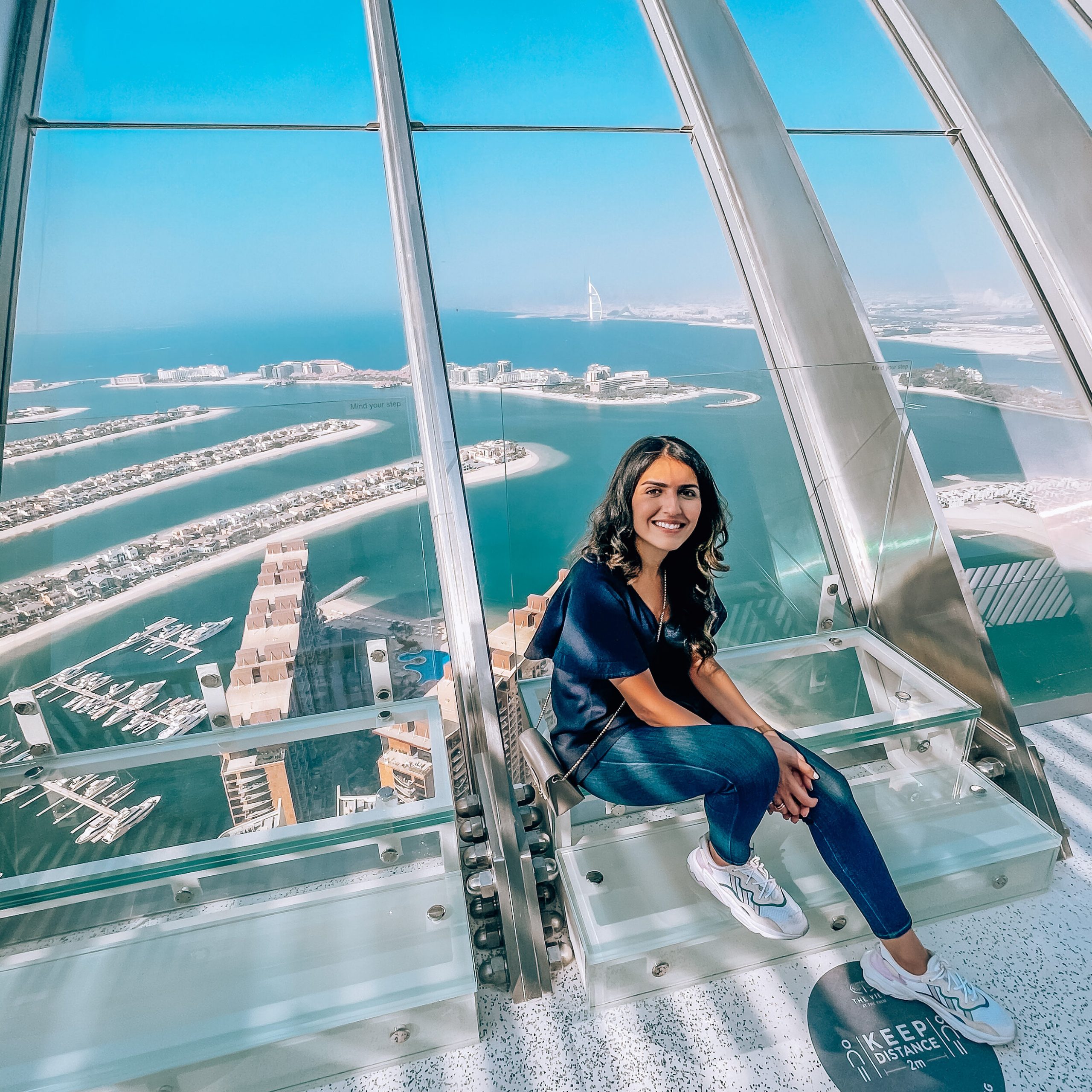 Combo : Burj Khalifa At the Top with Coffee + View at The Palm Tickets