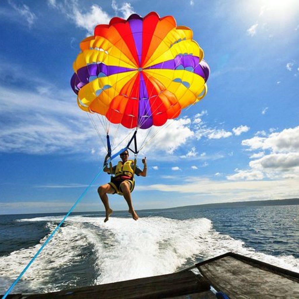 15-Minute Parasailing Experience by Sea Bird