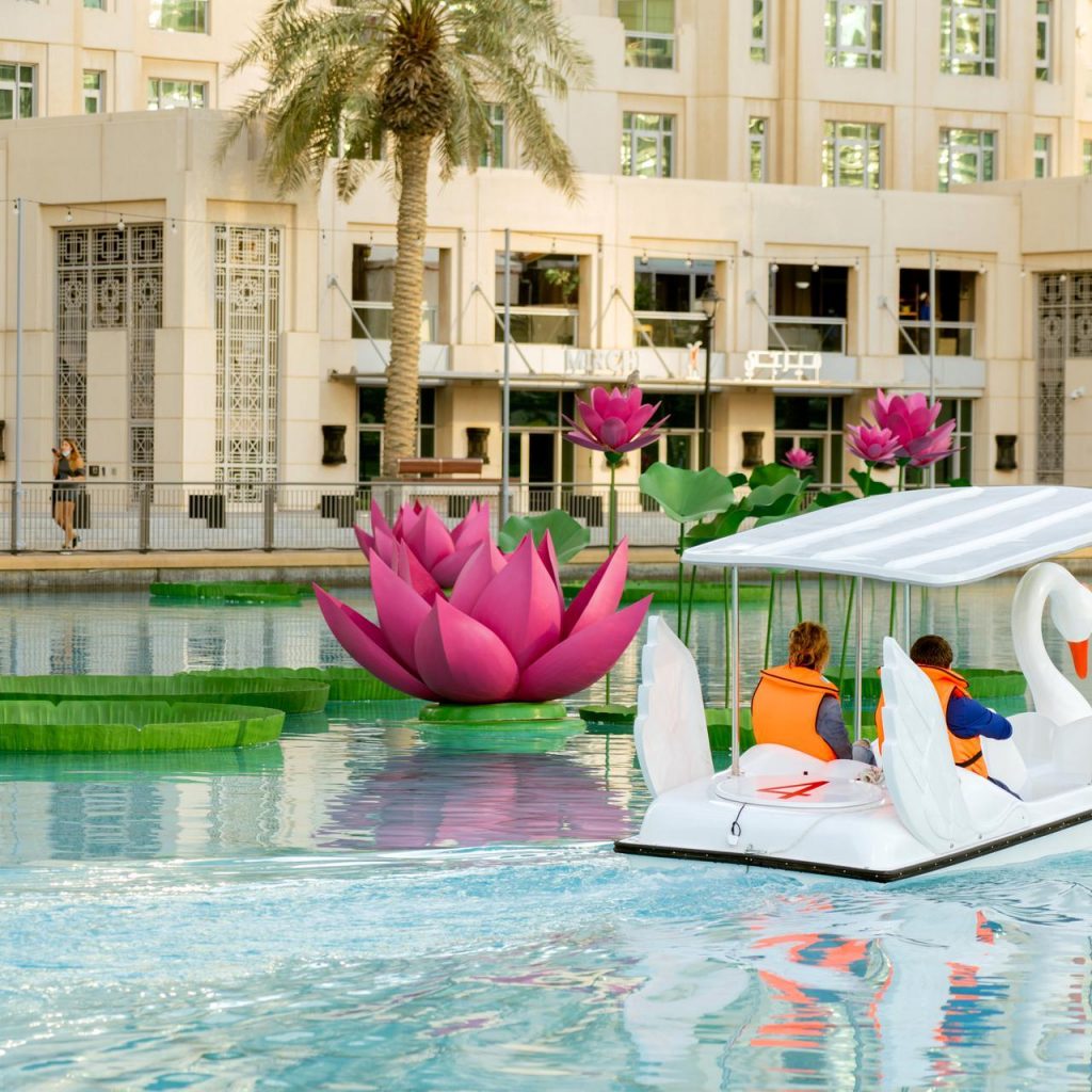 Dubai Fountain Pedal Swan Boats