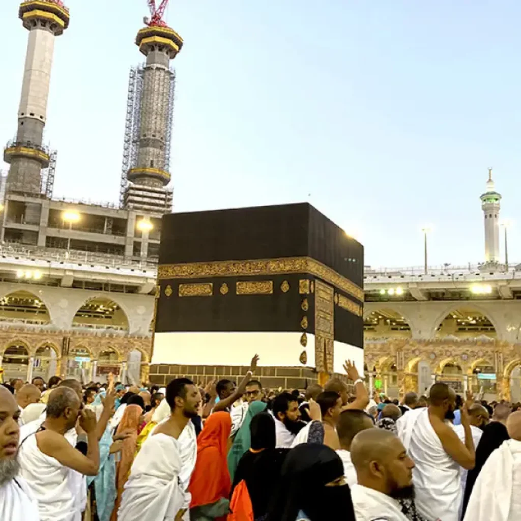 Deluxe Umrah 15/14 Days