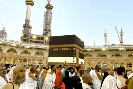 Hajj Package Deluxe Short Package Non Shifting 20/22 Days