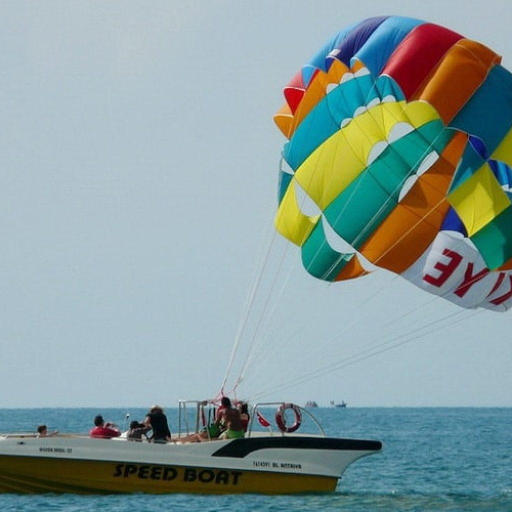 15-Minute Parasailing Experience by Sea Bird