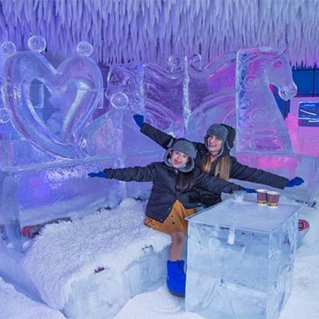 Chillout Ice Lounge Ticket + Drink and Snack