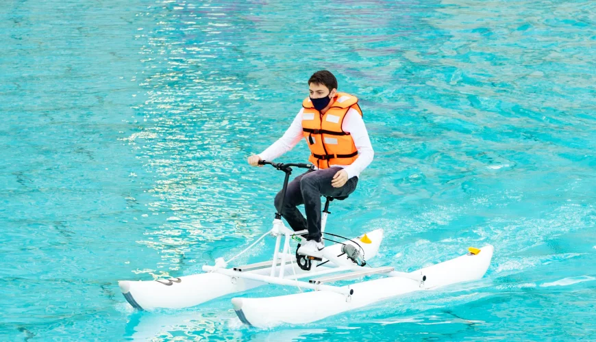 Dubai Fountain- Water Bikes