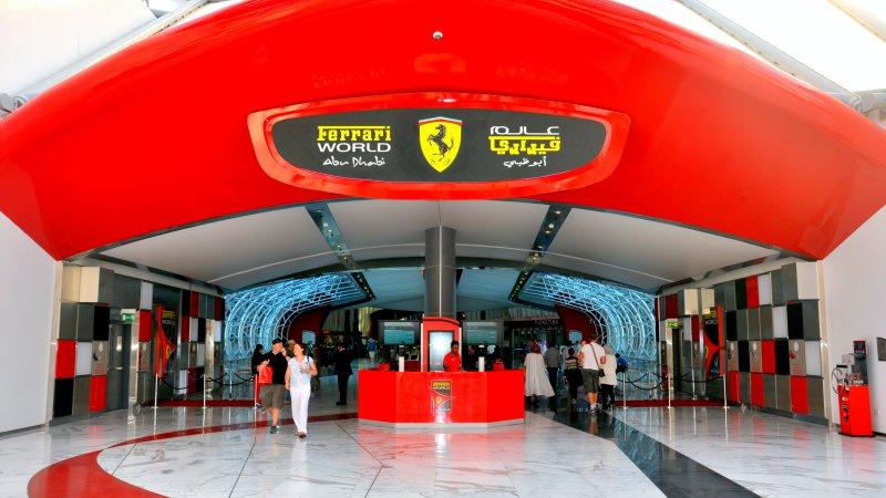 Ferrari World OR Warner bros (1 day ticket)
