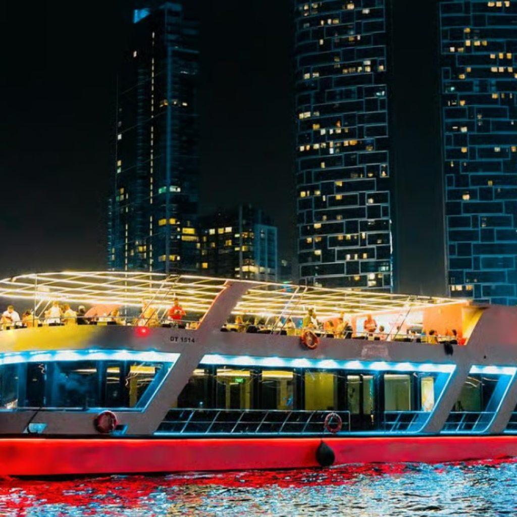 Sunset & Dinner Cruise Dubai Marina